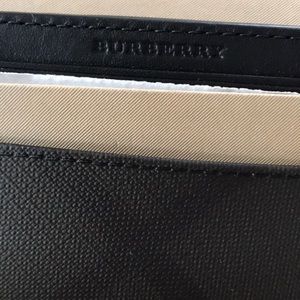 Burberry money clip